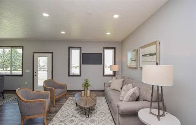 Building Photo - Spacious 4-Bedroom Ranch Home with Finished Basement & Oversized Garage!