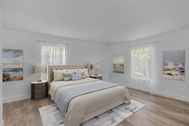 Building Photo - 555 NE 123rd St