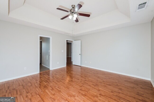 Building Photo - 3370 Spring Mesa Dr SW