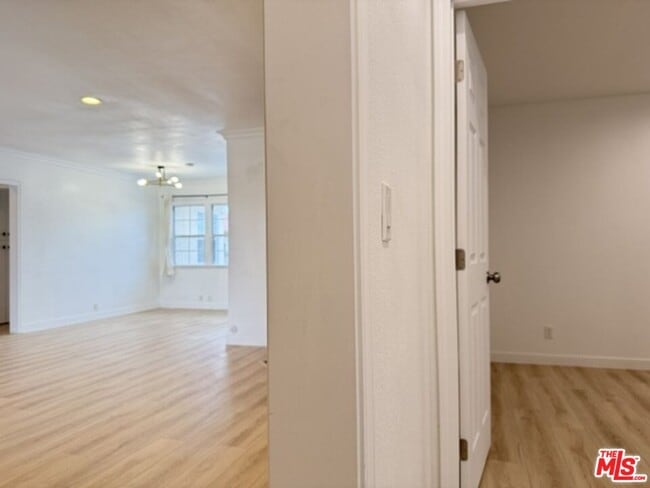 Building Photo - 1219 N Azusa Ave