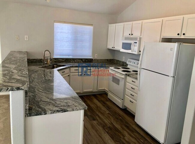 Building Photo - 3251 E 103rd Pl