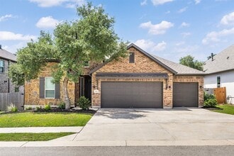 Building Photo - 246 Toyah Dr