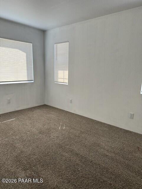 Building Photo - 3349 N Yavapai Rd E