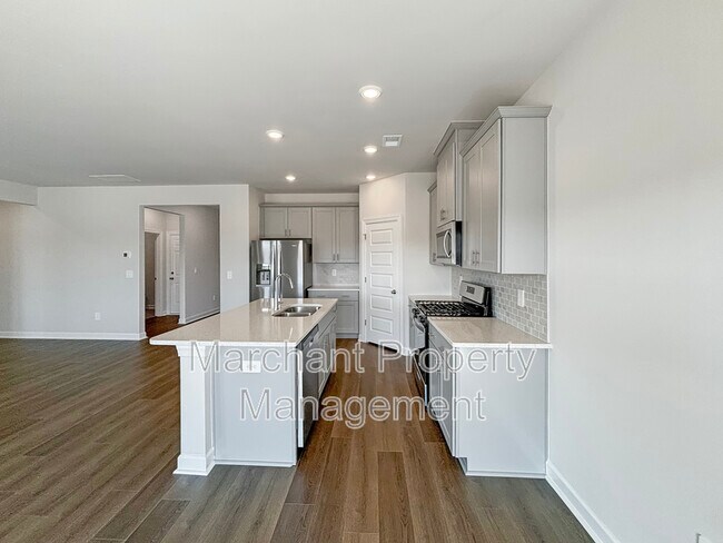 Building Photo - 760 Penfold Pt