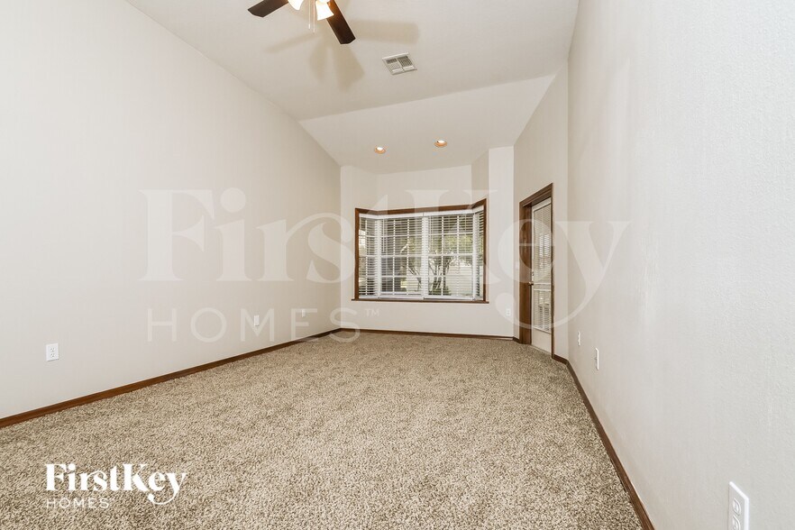 Building Photo - 5349 Montserrat Dr