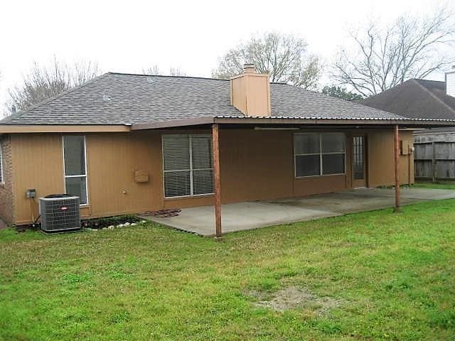 Building Photo - 16747 Starboard View Dr