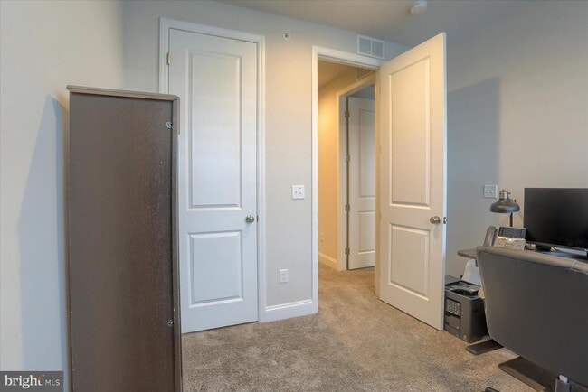 Building Photo - 3219 Wayland Rd