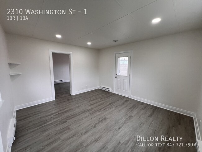 Building Photo - 2310 Washington St