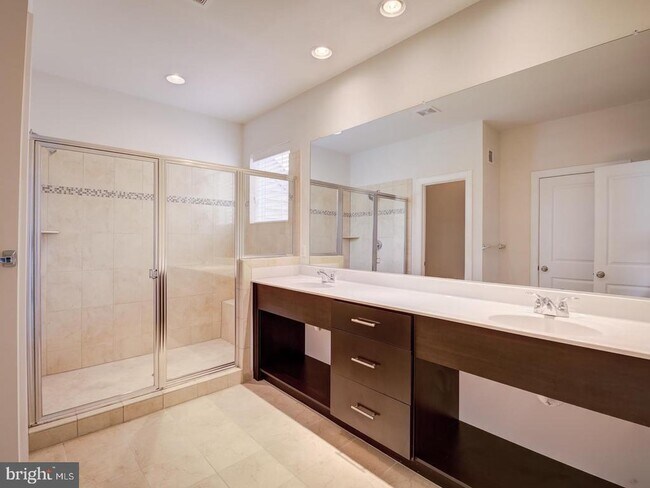 Building Photo - 20447 Codman Dr