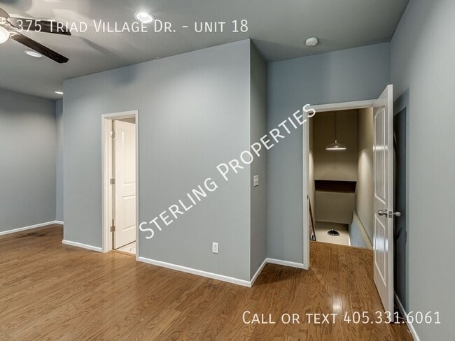 Building Photo - 375 Triad Village Dr