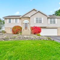 Building Photo - 406 Roanoke Ln