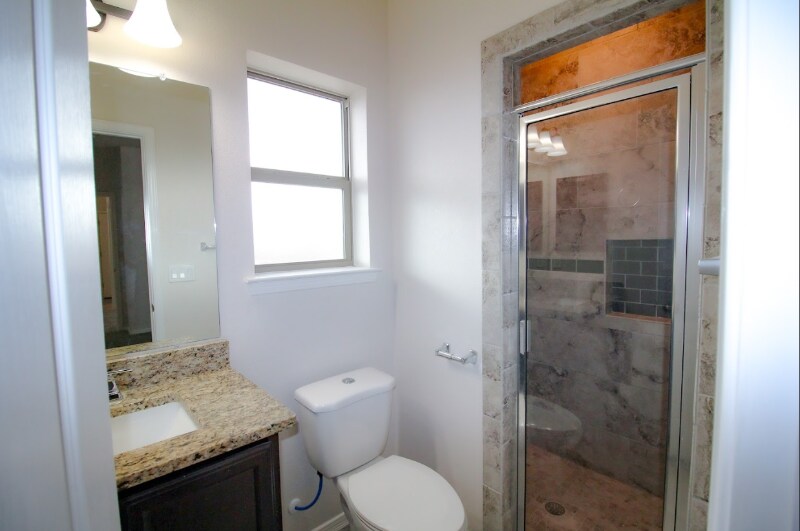 Building Photo - 13276 Emerald Isle St