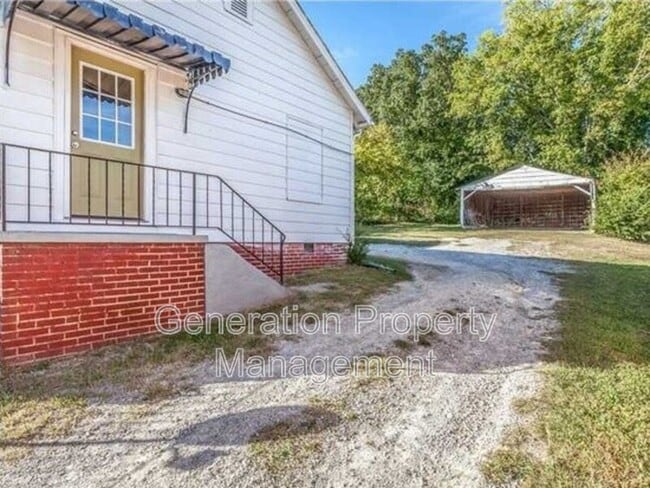 Building Photo - 3609 Ridgeside Rd