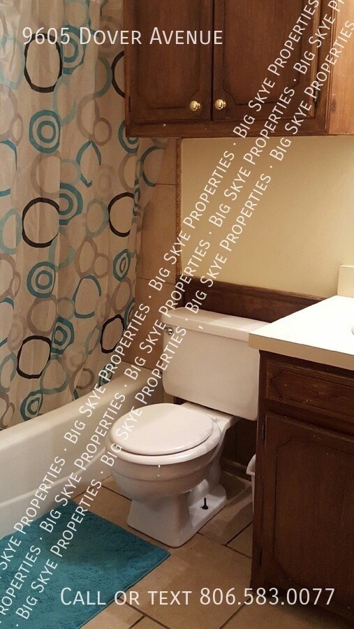 Building Photo - 9605 Dover Ave