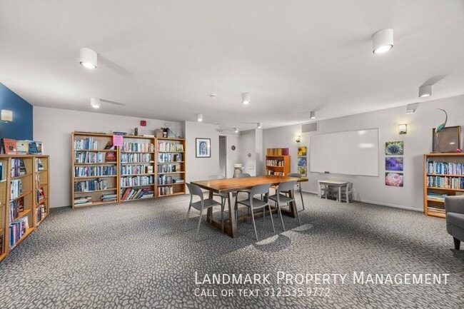 Building Photo - 6033 N Sheridan-Unit 35D