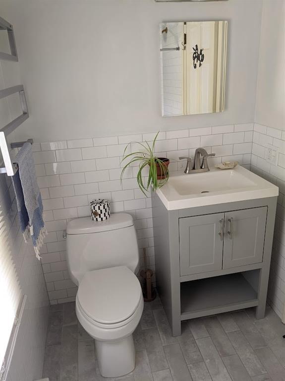 Building Photo - 275 Pierce Rd