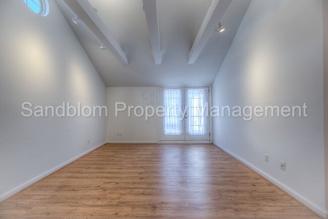 Building Photo - For Lease | Midtown Tulsa | Available Now!