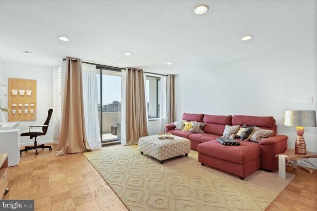 Primary Photo - 1245 4th St SW