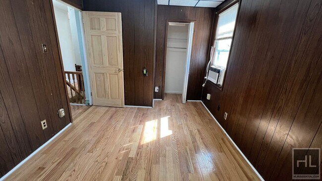 Building Photo - EAST 52 STREET