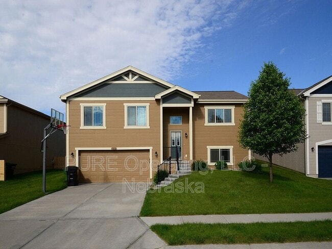Primary Photo - 7918 S 190th Ave