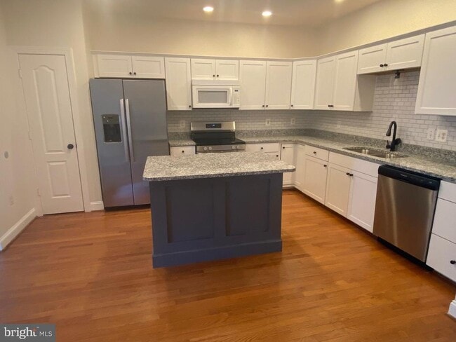 Building Photo - 205 Shaw Ct