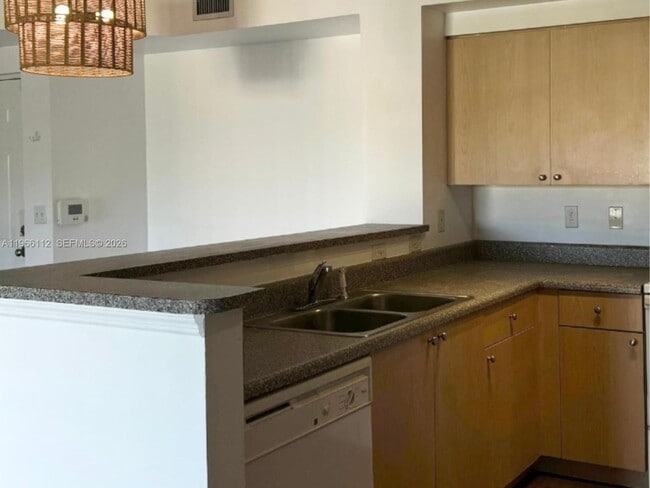 Building Photo - 2360 E Preserve Way