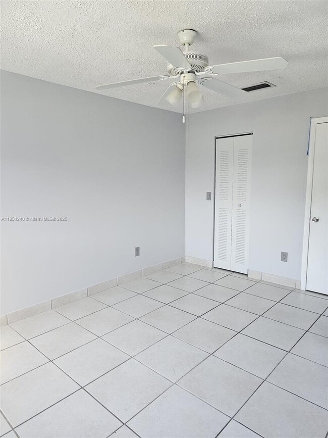 Building Photo - 6201 SW 138th Ct