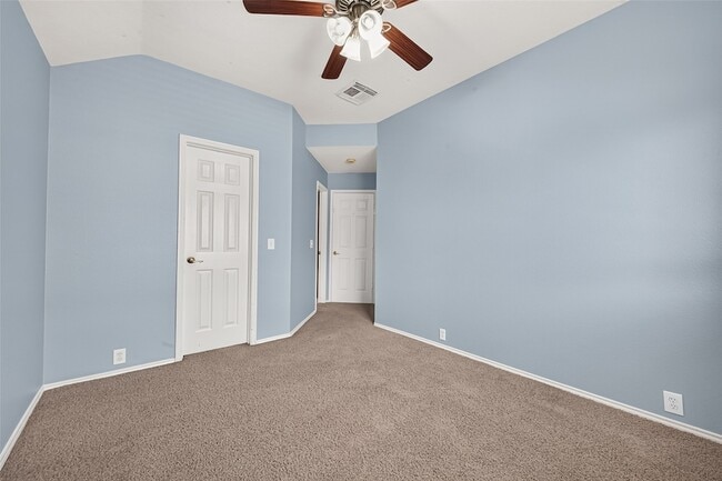 Building Photo - 16411 Canyon Chase Dr