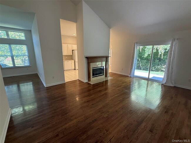 Building Photo - 33 Osborne Glen