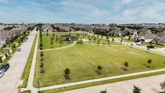 Building Photo - 460 Country Meadows Blvd