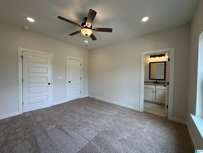 Building Photo - 1004 Unali Ln