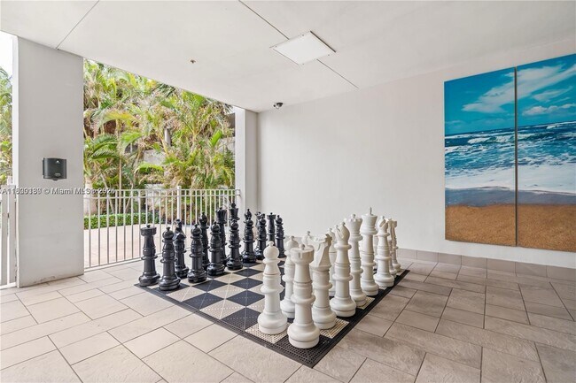 Building Photo - 19390 Collins Ave