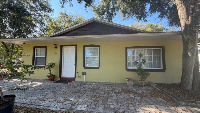 Building Photo - House For Rent - Metrowest