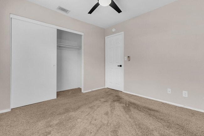 Building Photo - 244 White Oak Rd