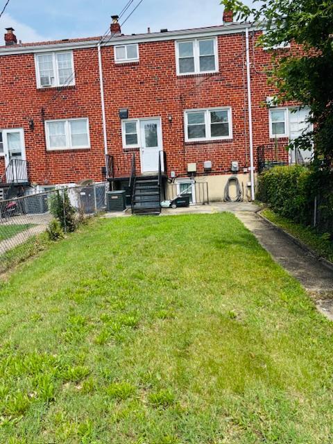 Building Photo - 922 Wilton Dr