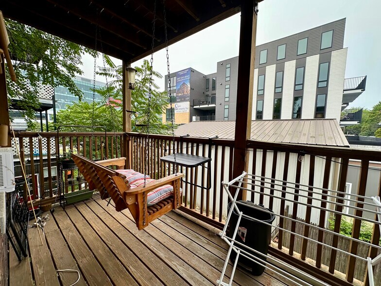 Primary Photo - 4 Litchfield St