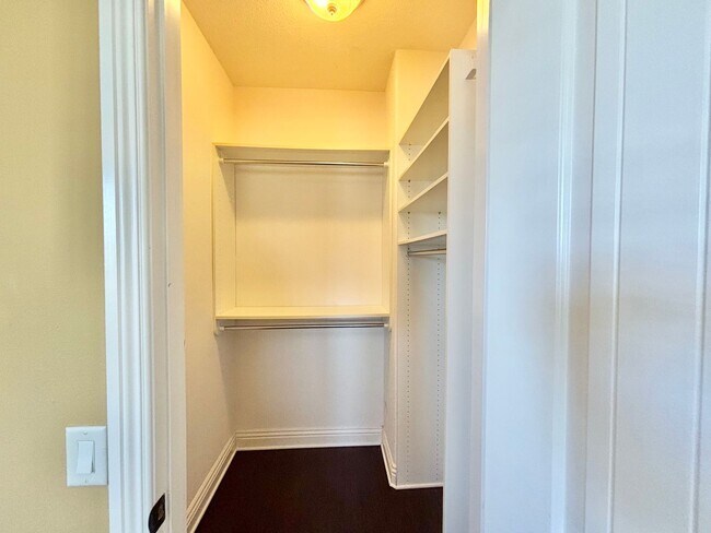 Building Photo - Boat Dock Home | Gated Community | Oxnard ...
