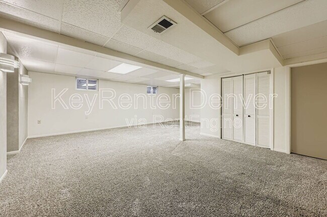 Building Photo - 1243 S Johnson Way