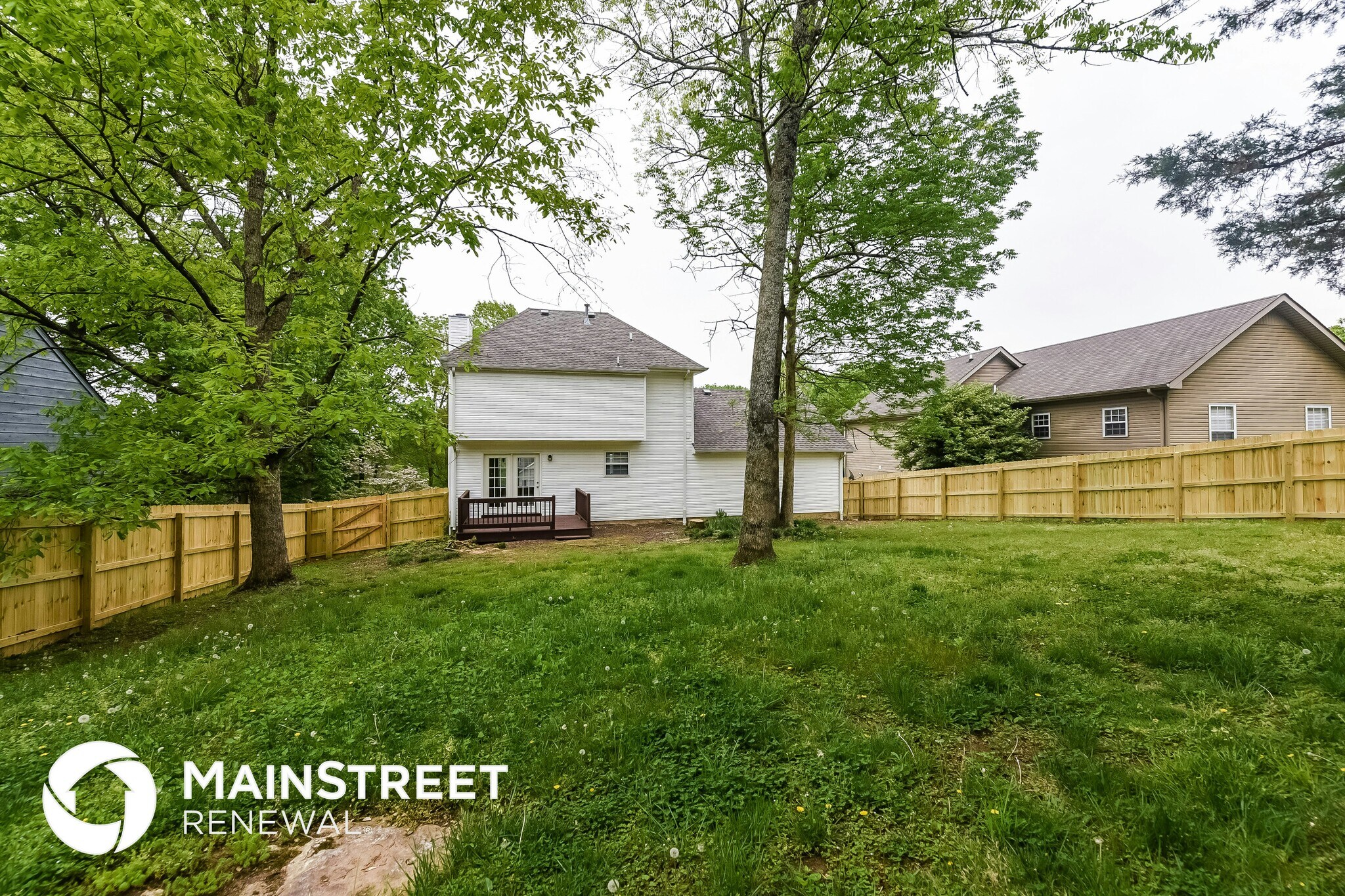 Building Photo - 102 Bentree Ct