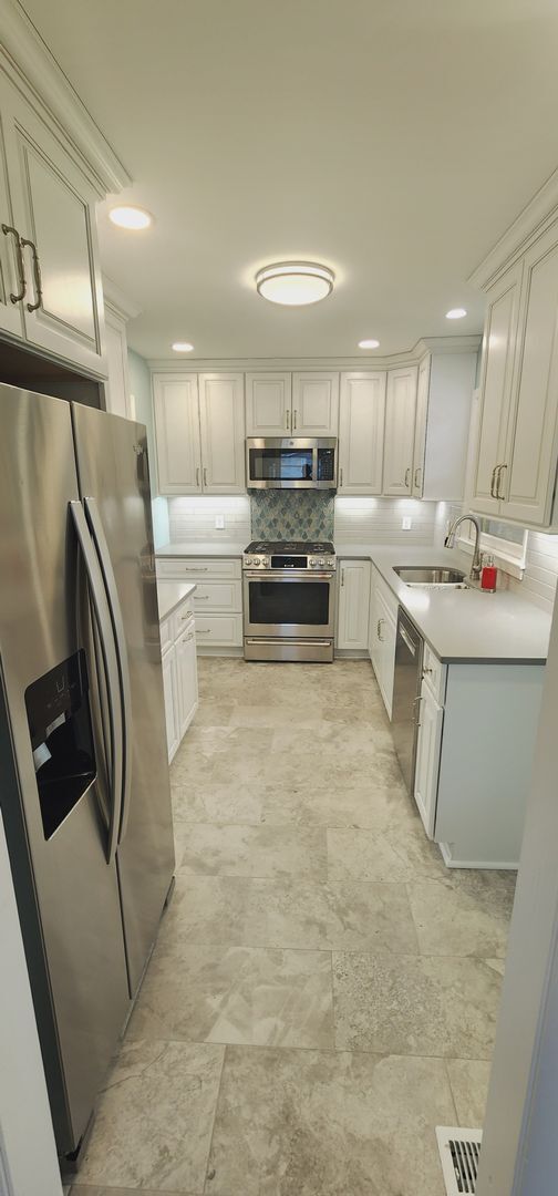 Building Photo - 209 Knoll Crest Dr