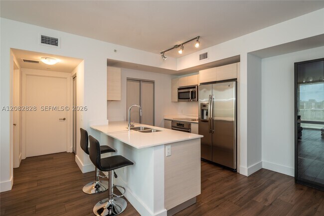Building Photo - 4250 Biscayne Blvd