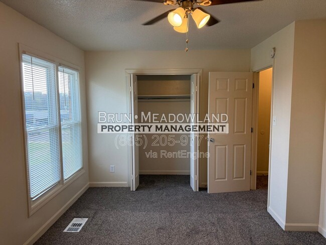 Building Photo - 9116 Parktop Ln NW