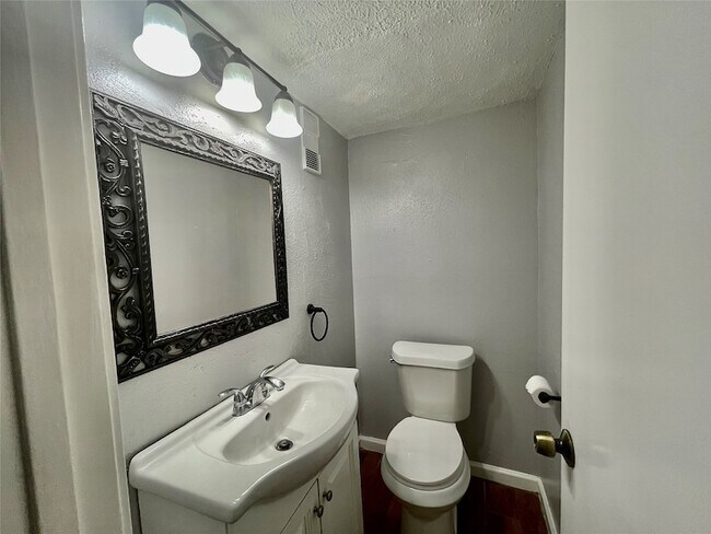 Building Photo - 2019 Place Rebecca Ln