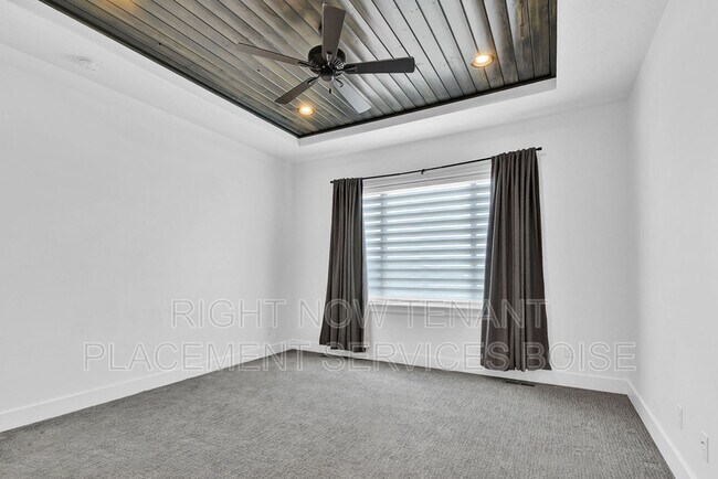 Building Photo - 6705 N Elmstone Way