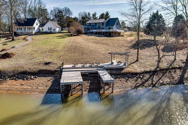Building Photo - 131 Corn Tassel Shores