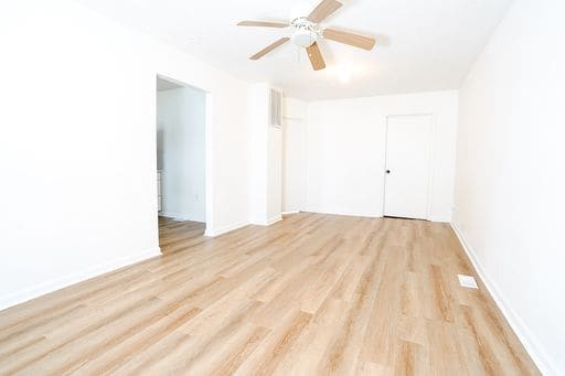 Building Photo - Charming Renovated 1-Bedroom Apartment in ...