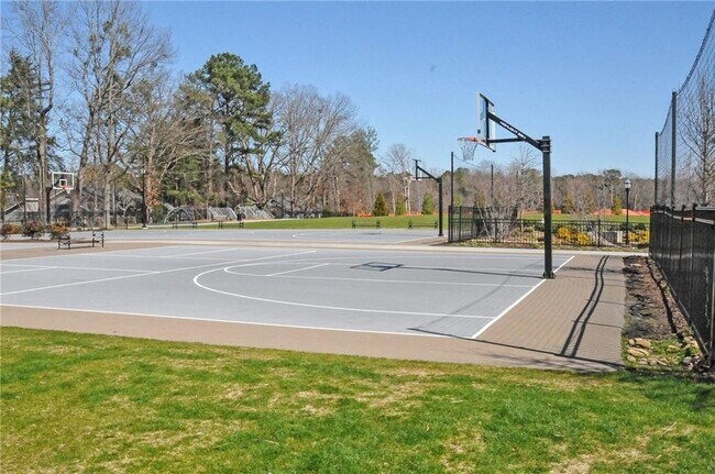 Building Photo - 5291 Manhasset Cove