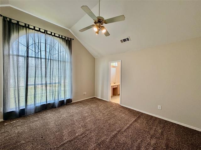 Building Photo - 1302 E Old Knoll Dr