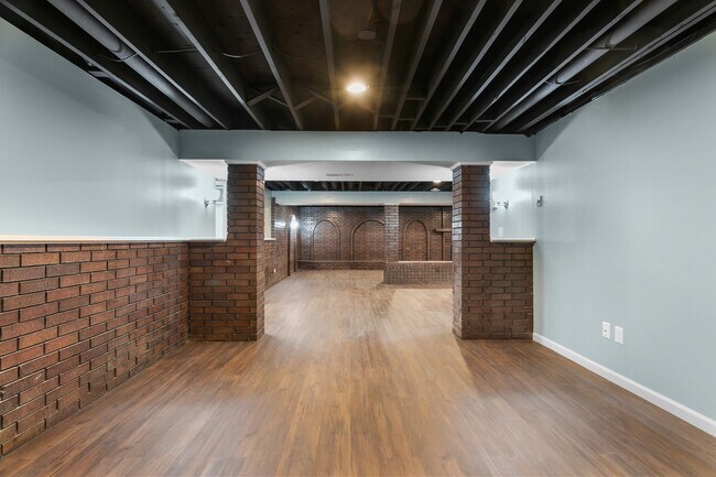 Building Photo - 4612 NW Bramble Trail