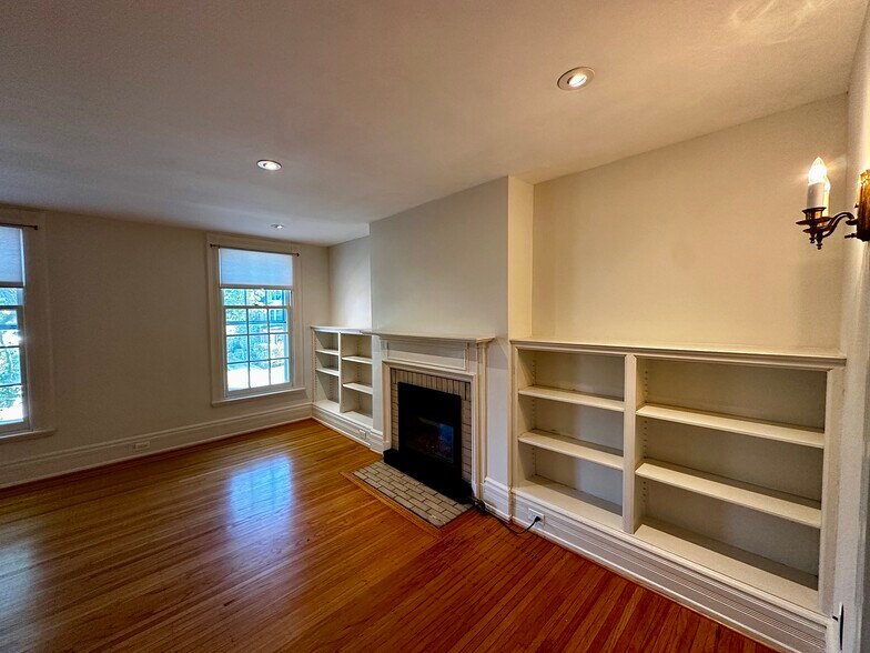 Building Photo - 510 Lafayette Ave